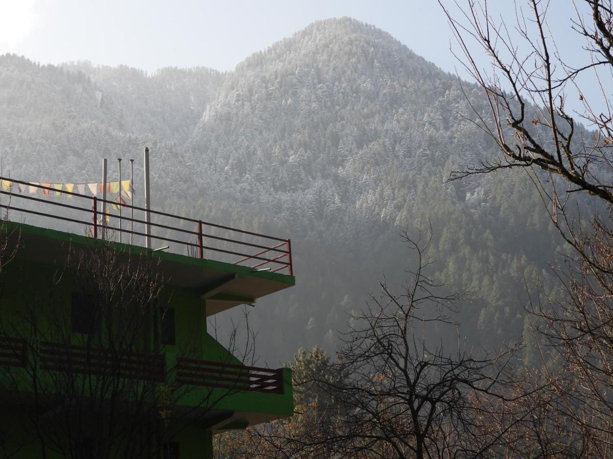 The Royal Orchard Kasol Hotel ภายนอก รูปภาพ
