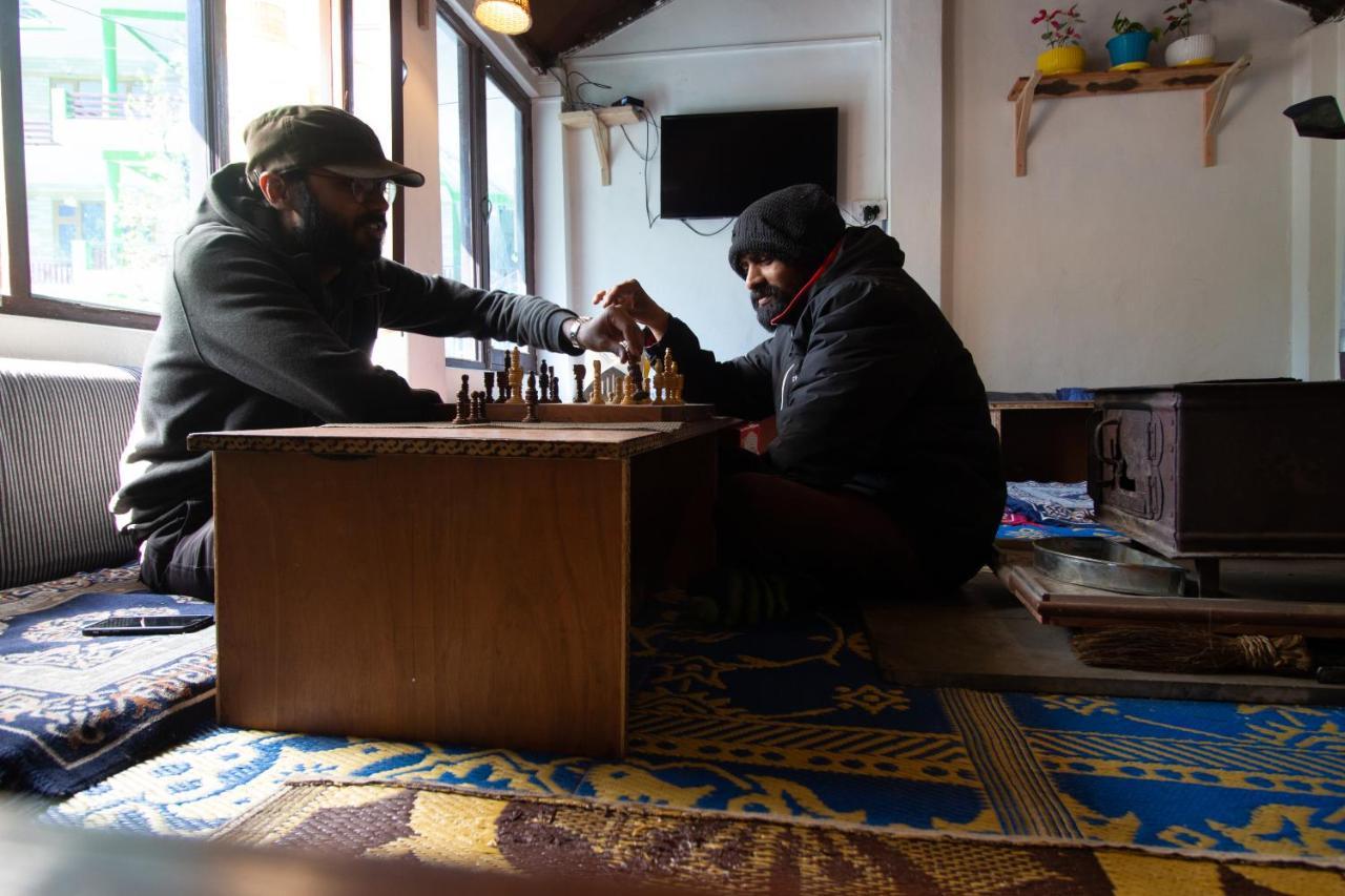 The Royal Orchard Kasol Hotel ภายนอก รูปภาพ