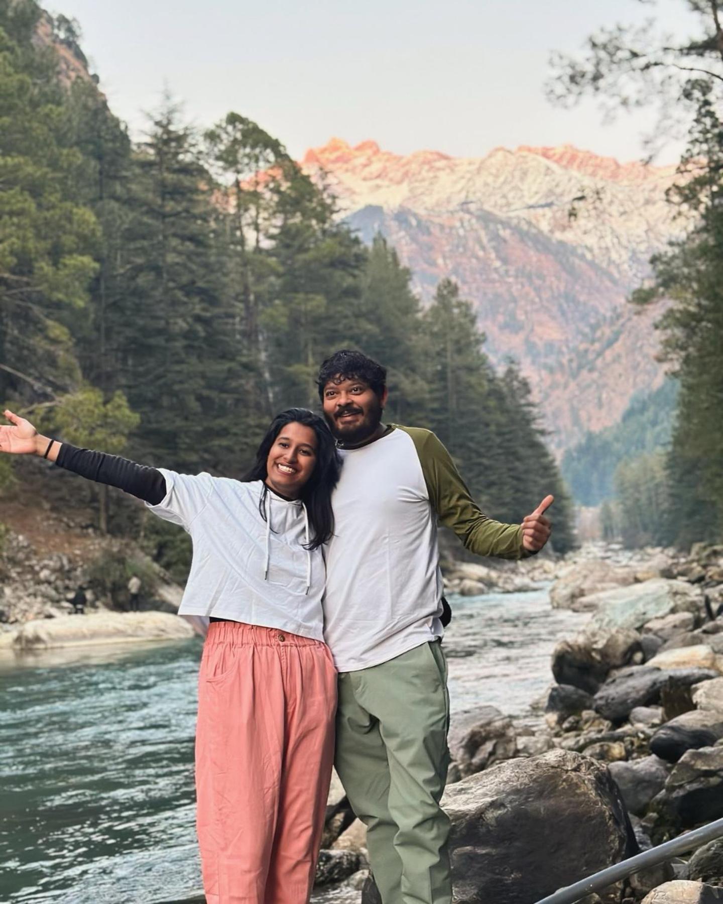 The Royal Orchard Kasol Hotel ภายนอก รูปภาพ